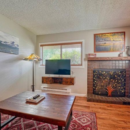 Riverfront Family-Friendly Condo Avon Eksteriør bilde